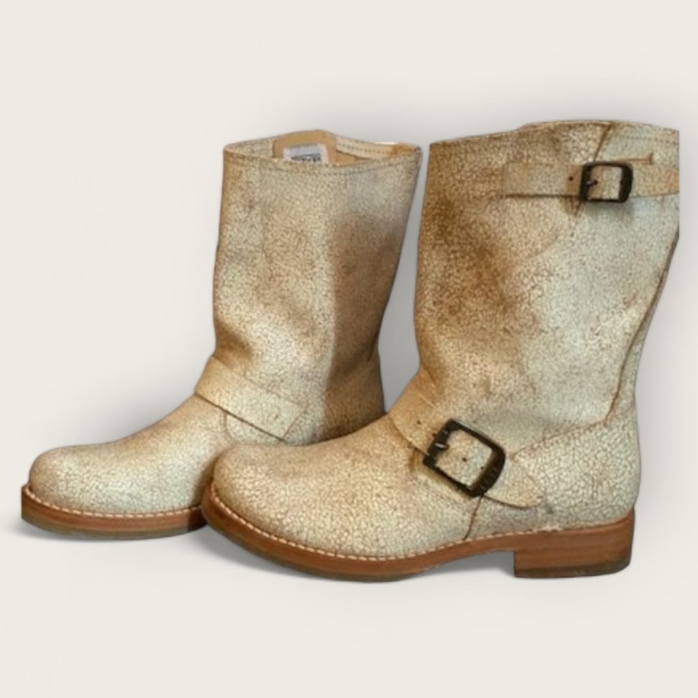 Frye Veronica Distressed Leather Short Boot - Size 6 - Picture 2 of 5